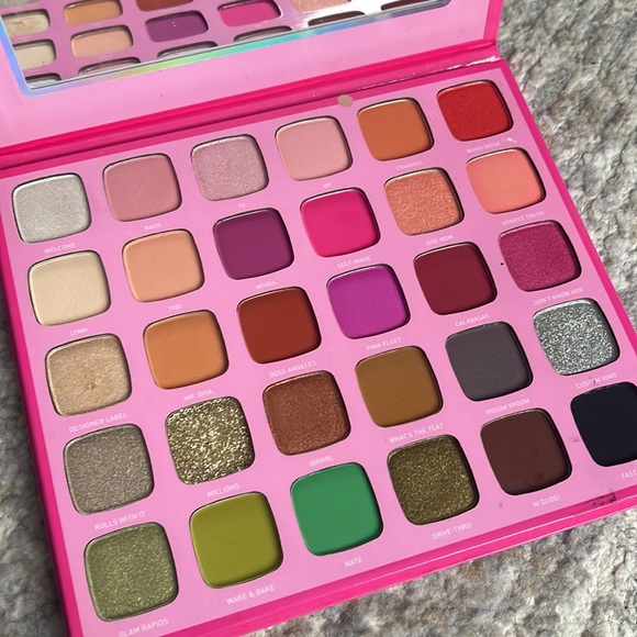 Makeup Set - Picture 7 of 8